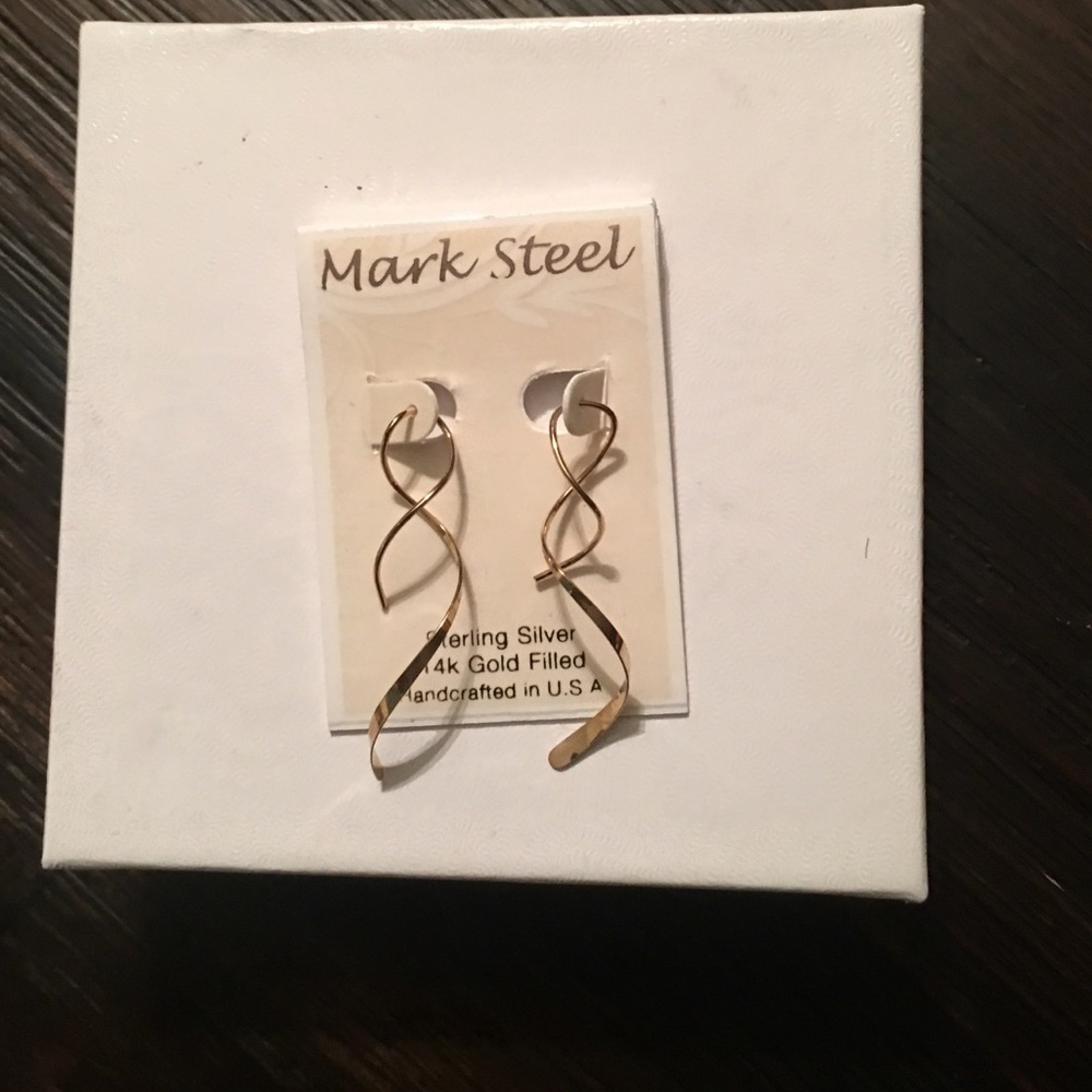 Brand New Sterling Silver Earrings w Gold Plated